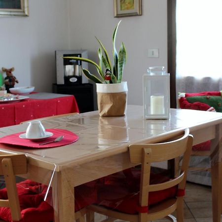 B. & B. Nabucco Panzió Parma Kültér fotó